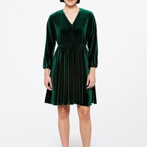 Maggi London Farsee Velvet Dress, green, size S